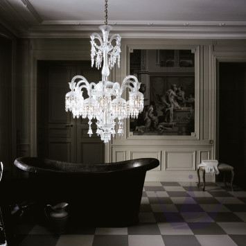 Люстра на 12 свечей 117 x 84см бренда Baccarat