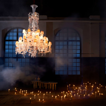 Люстра на 37 свечей 171 x 130см бренда Baccarat