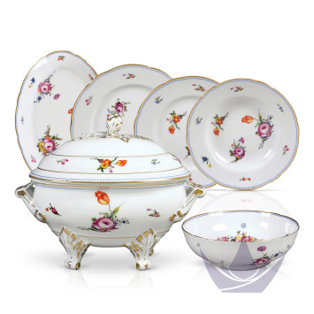 Столовый сервиз на 6 персон бренда Bernardaud
