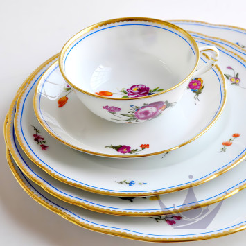 Столовый сервиз на 6 персон бренда Bernardaud