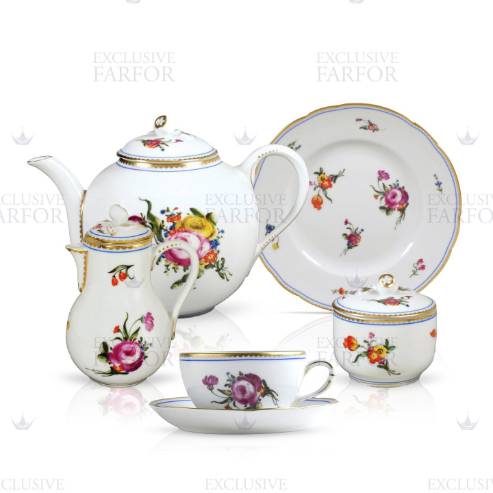Чайный сервиз на 6 персон коллекции A la Reine бренда Bernardaud