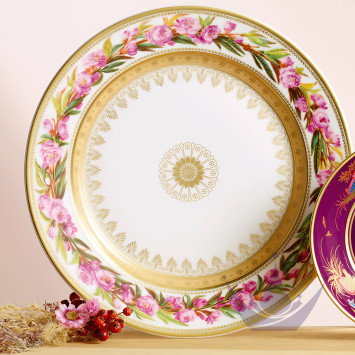 Столовый сервиз на 6 персон коллекции Botanique бренда Bernardaud
