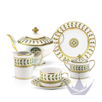 Чайный сервиз на 6 персон бренда Bernardaud