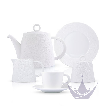 Чайный сервиз на 6 персон коллекции Ecume бренда Bernardaud