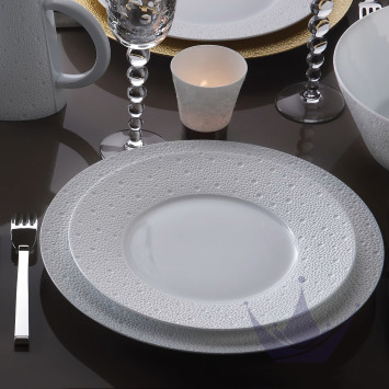 Чайный сервиз на 6 персон коллекции Ecume бренда Bernardaud