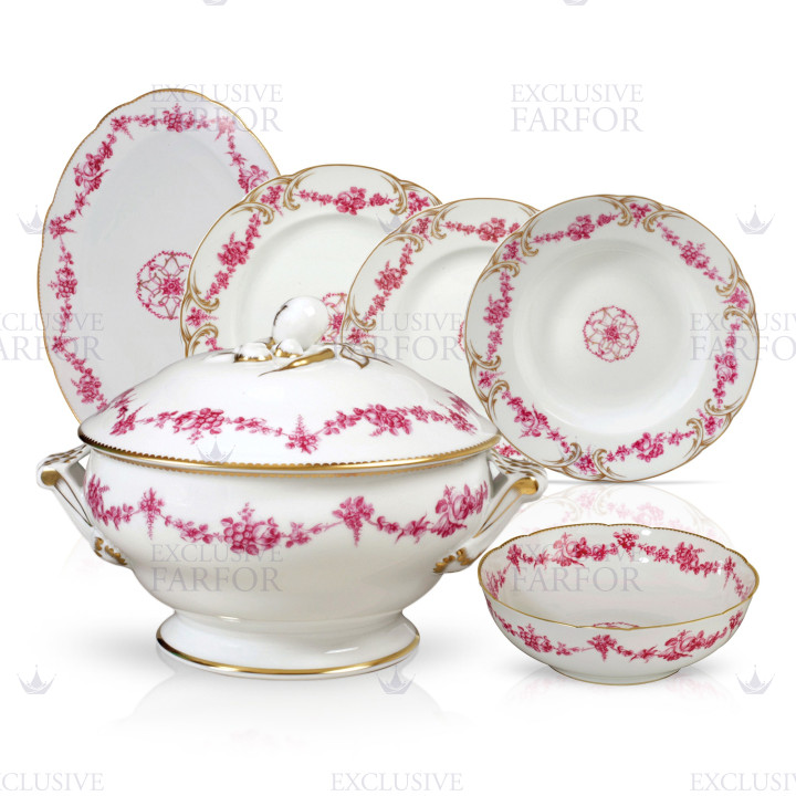 Столовый сервиз на 6 персон коллекции Louis XV бренда Bernardaud