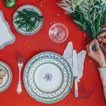 Чайный сервиз на 6 персон бренда Bernardaud