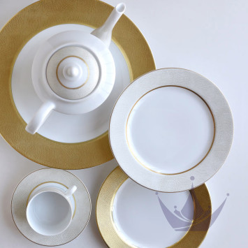 Кофейный сервиз на 6 персон коллекции Sauvage Or бренда Bernardaud