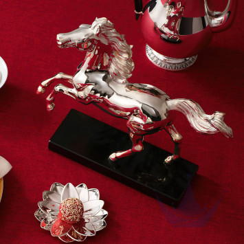Коллекция Chevaux бренда Christofle