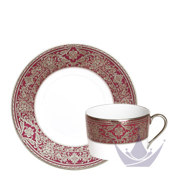 Чашка чайная с блюдцем 0,14л коллекции Matignon Cerise Platin бренда Haviland