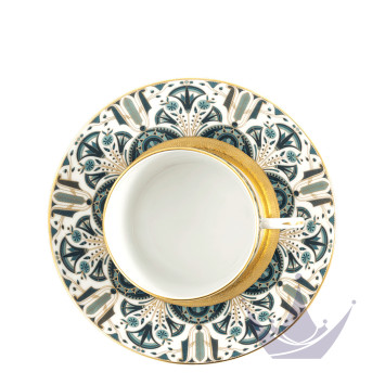 Чашка чайная с блюдцем 0,14л коллекции Reves Du Nil Vert Or бренда Haviland