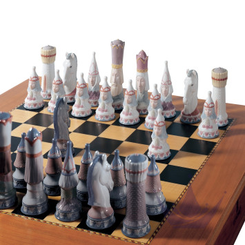 Шахматы (включая коробку) 21 x 56см коллекции Chess Sets бренда Lladro