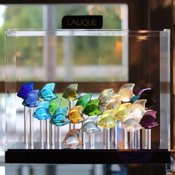 Аквариум для 25 рыбкок (без рыбок, с подсветкой) 33см бренда Lalique