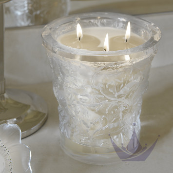 Ароматическая свеча 750г. бренда Lalique