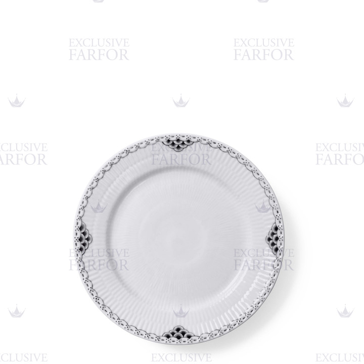Тарелка десертная 19см коллекции Black Lace бренда Royal Copenhagen