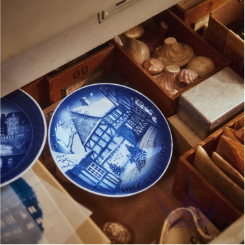 Тарелка 18см коллекции Blue Collectibles 