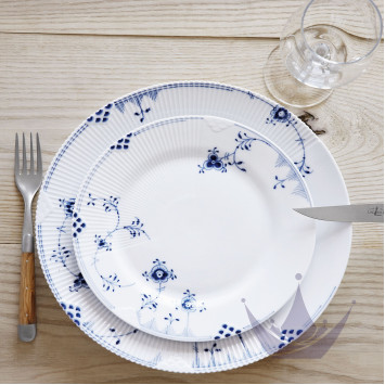 Тарелка закусочная 22см коллекции Blue Elements бренда Royal Copenhagen