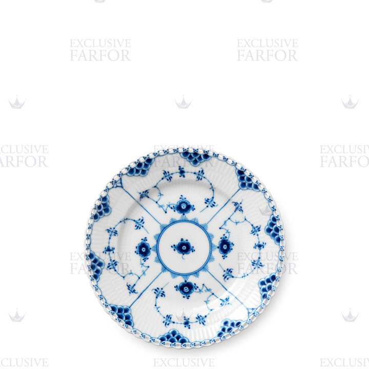 Тарелка десертная 17см коллекции Blue Fluted Full Lace бренда Royal Copenhagen