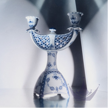 Канделябр на 2 свечи 25,5см коллекции Blue Fluted Full Lace бренда Royal Copenhagen