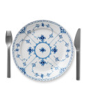 Тарелка главная 25см коллекции Blue Fluted Half Lace бренда Royal Copenhagen