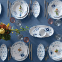 Тарелка главная 27см коллекции Blue Fluted Half Lace бренда Royal Copenhagen