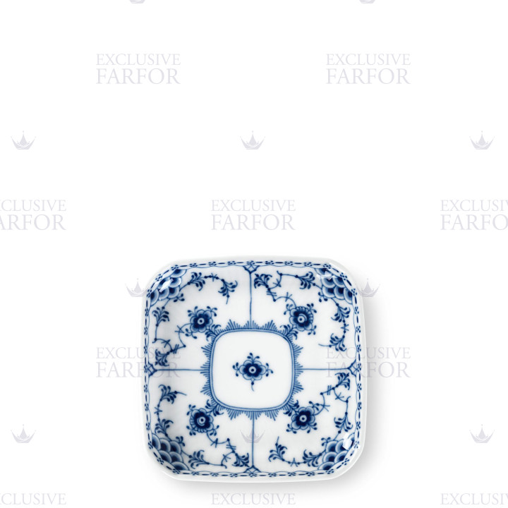 Чаша квадратная 10,5см коллекции Blue Fluted Half Lace бренда Royal Copenhagen