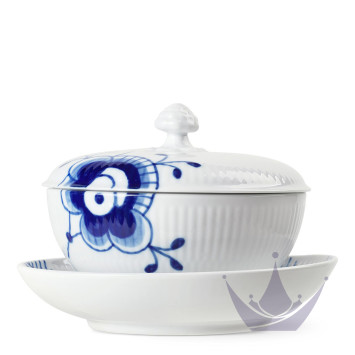 Чаша с блюдцем и с крышкой 0,38л коллекции Blue Fluted Mega бренда Royal Copenhagen