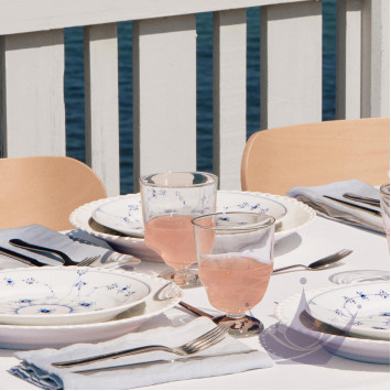 Тарелка главная 25см коллекции Blue Fluted Plain бренда Royal Copenhagen