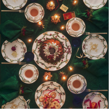 Блюдо для пирога 32см коллекции Star Fluted Christmas бренда Royal Copenhagen