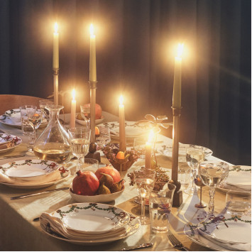 Тарелка главная 27см коллекции Star Fluted Christmas бренда Royal Copenhagen