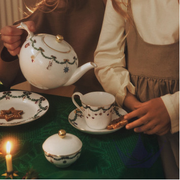 Сахарница 8см коллекции Star Fluted Christmas бренда Royal Copenhagen