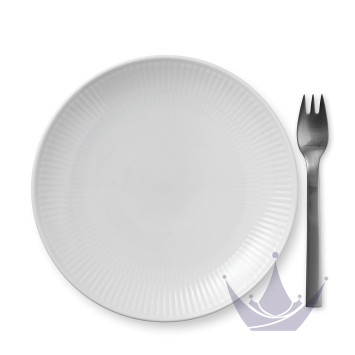 Тарелка десертная 19см коллекции White Fluted бренда Royal Copenhagen