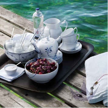 Кувшин 1,7л коллекции White Fluted бренда Royal Copenhagen