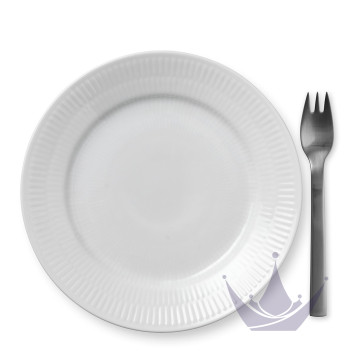 Тарелка десертная 19см коллекции White Fluted бренда Royal Copenhagen