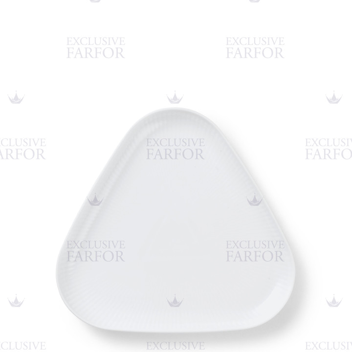 Блюдо треугольное 23см коллекции White Fluted бренда Royal Copenhagen