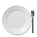 Тарелка закусочная 19см коллекции White Fluted Half Lace бренда Royal Copenhagen