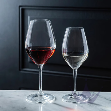 Набор из 4 бокалов для вина 995мл коллекции Wine Friendly бренда Riedel