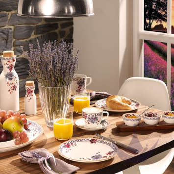 Тарелка закусочная 22см коллекции Artesano Provençal Lavendel бренда VB