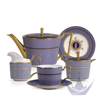 Чайный сервиз на 4 персоны бренда Wedgwood