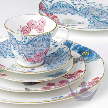 Чайный сервиз на 4 персоны коллекции Butterfly Bloom бренда Wedgwood