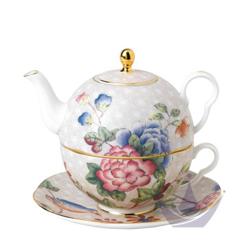 Чайник с чашкой и блюдцем 580мл бренда Wedgwood