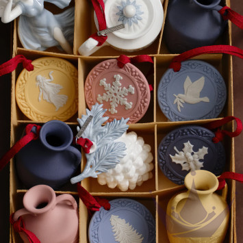 Коллекция Festive Décor бренда Wedgwood