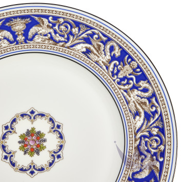 Тарелка главная 27см бренда Wedgwood