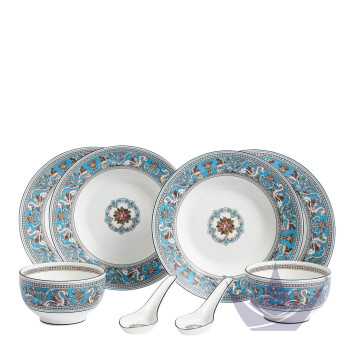 Набор из 8 предметов бренда Wedgwood