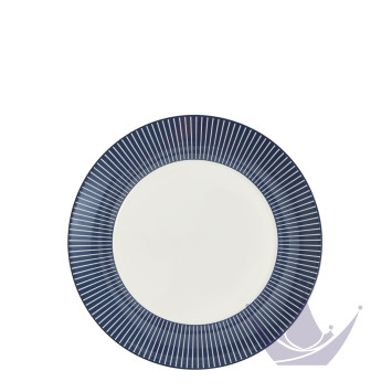 Тарелка закусочная 23,8см коллекции Gio Pinstripe Blue бренда Wedgwood