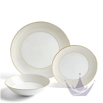 Набор из 12 предметов коллекции Gio Gold бренда Wedgwood
