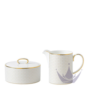 Сахарница и молочник коллекции Gio Gold бренда Wedgwood