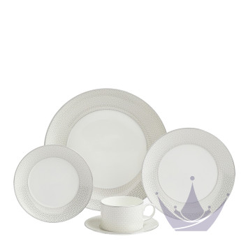 Набор из 4 предметов коллекции Gio Platinum бренда Wedgwood