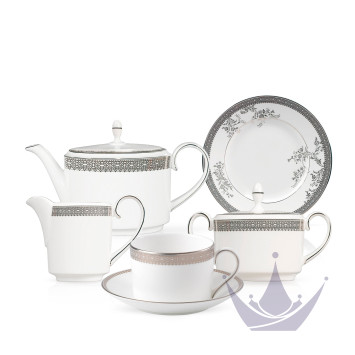 Чайный сервиз на 4 персоны бренда Wedgwood