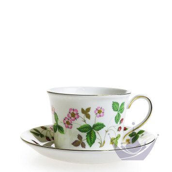 Чашка чайная с блюдцем 163мл коллекции Wild Strawberry бренда Wedgwood